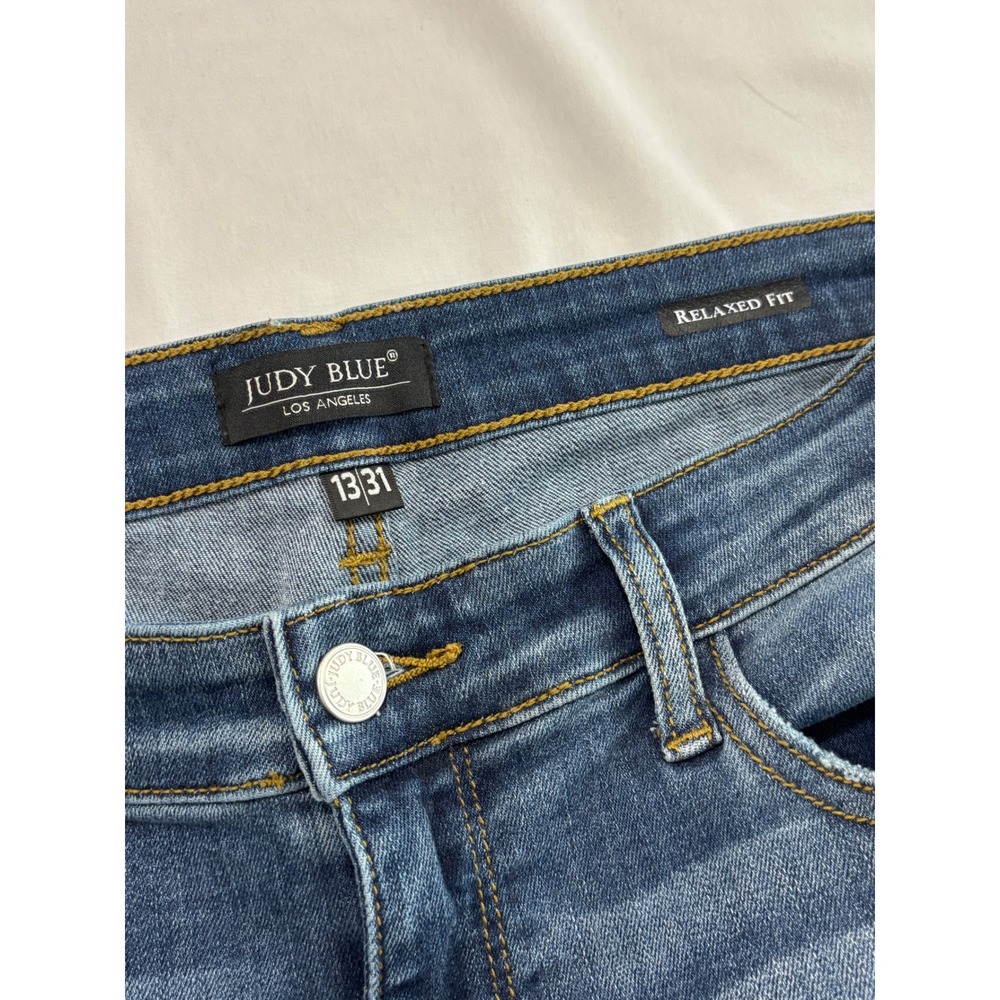 Judy Blue Relaxed Fit Medium Wash Jeans Size 13/31 Style Stretch Denim - Picture 2 of 11